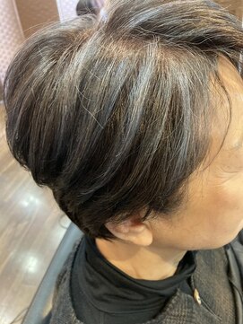 ナゴミノヒトトキ(NAGOMI NO HiTOTOKi) ミセスのショートハイライトスタイル40代50代60代70代