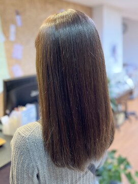 アークスヘアー べージュ大人可愛い髪質改善カラー艶感ストレート透明感