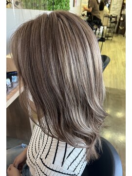 ドルチェヘアー(DOLCE HAIR) ミルクティーグレージュ