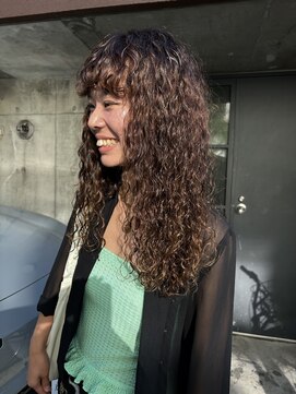 ナループロアオハナ(Nalu pu loa ohana) ハードパーマ/スパイラルパーマ/外国人ヘア/海外風/表参道/原宿