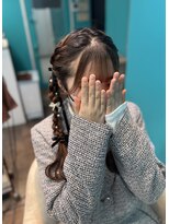 リエラ 新宿(RIERA)&nbsp;編み込みアレンジツインテール