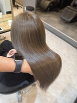 エリス ウメダ(Eliss umeda)&nbsp;オリーブベージュ×ultowaトリートメント