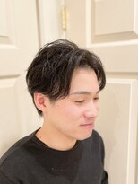 アットグラーロ 名古屋大須店 (＠GLARO)&nbsp;センターパートミディアムスタイル