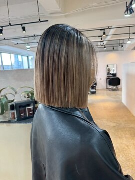 メリー オオサカ(Merly Osaka) bob balayage