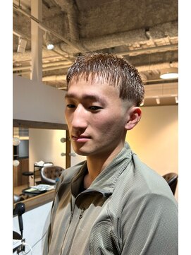 ビハインドザカーテン(BEHIND THE CURTAIN) 【外国人風メンズスタイル】ハイトーン×フェード