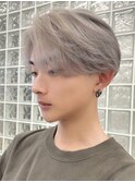 渋谷メンズハイトーンカラーミルクティーベージュセンターパート