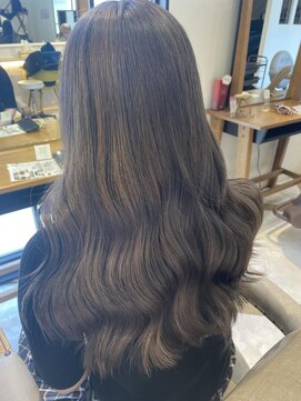 ラビスモア(Lovis moa) 縮毛矯正/くびれヘア/ハイライトカラー/アプリコットオレンジ