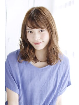 シュシュット(chouchoute) 大人ガーリーミディアムレイヤー似合わせカットダークアッシュ64