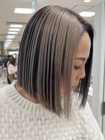 シャルムバイケンジ(Charm.by KENJE)&nbsp;白髪ぼかし/脱白髪染め/レイヤー/ハイライト/レイヤーカット