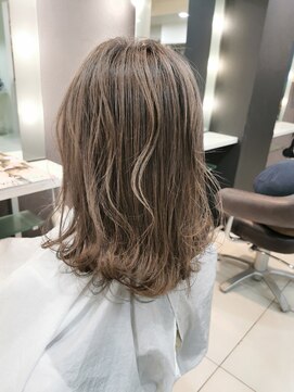 フラッグ ヘアー 天神西通り店(Flag HAIR) ☆イルミナピンクグレージュ☆