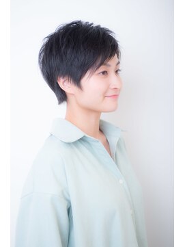 矢島美容室 荻窪店 耳だしスッキリショートスタイルに