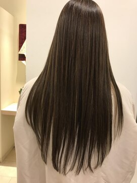 ラ シェンテ 宝塚(La Sente) シルキーグレージュ