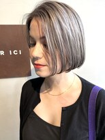 ヘアー アイス 御器所本店(HAIR ICI) ホワイトグレー×ボブ