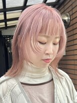 ソル オモテサンドウ 表参道 青山(SOL . OMOTESANDO)&nbsp;ダブルカラーピンクベージュベージュカラーケアブリーチミニボブ