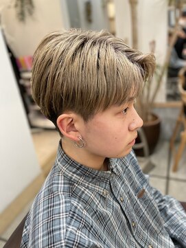 アンルル(anruru) ブロンドマッシュ