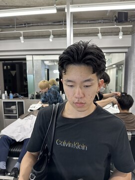 クロムトウキョウ ザ バーバー ネオン 新宿店(CHROM TOKYO the Barber ne/on) 刈り上げショートスタイル