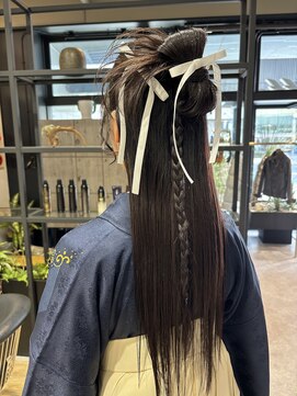 コレットヘアー ザモリオカ(Colette HAIR the MORIOKA) 祝！卒業カチモリハーフアップ