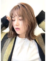 大人可愛いひし形ハンサムショートボブ前下がり