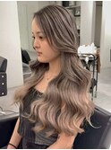 ヘアカラーアッシュグレーショートバレイヤージュ