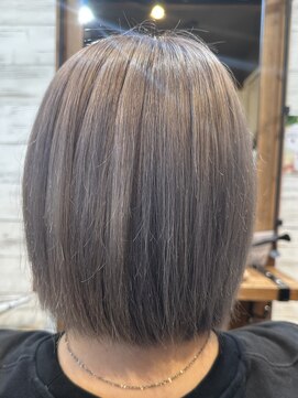 アッピアス 大和(Appias) ハイトーンカラーボブ