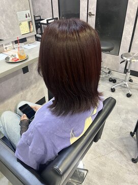 メゾンセブンルックス 宇都宮簗瀬店(Maison 7LOOKS) 深めワインレッド！<いとう>