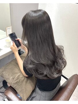 リレイス 四日市(RELACE) 艶髪 グレージュ
