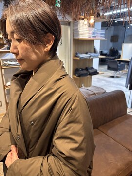 キチ(kichi.) [kichi.] くすみベージュ×ハンサムショートボブ