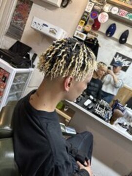 グッドラック 吉祥寺(GoodLuck) 針金パーマ［バーバー/吉祥寺/スキンフェード／メンズ/顔剃り］