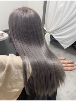 チィ(chee.)の写真/女性stylistがマンツーマン施術!ハイライト、ハイトーン、インナーなど旬色スタイルは【chee.】にお任せ★