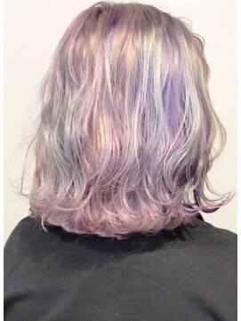 ヴィレッタ(VIRETTA) ユニコーンカラー×ウェーブ巻き