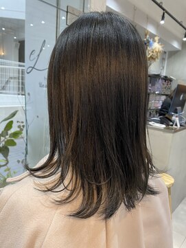 エル 横浜(eL) ダークアッシュ♪