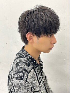 アーリー(Ali'i) 爽やか束感ショートマッシュウルフソフトツイストパーマ