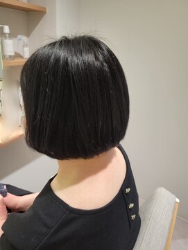 ミチル(michill) シンプルミニボブ