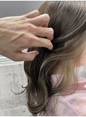 柔らかベージュのインナーカラー