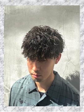 モリオフロムロンドン 三軒茶屋(MORIO FROM LONDON) ★ワイルドな印象を与えつつ遊びすぎない、波巻きスパイラル★