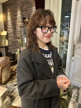 トレンチ(TRENCH) レイヤーパーマ 顔まわりカット ウルフカット