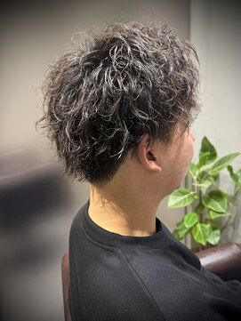 ウィム(whim) スパイラルパーマ