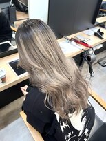 ジーニー 横浜(giinii)&nbsp;バレイヤージュ_シャドールーツ