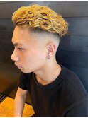 スリップバック　ブリーチ　フェードカット　バーバー