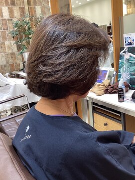 ピークアブー アヴェダ アトレ恵比寿(PEEK-A-BOO AVEDA) レイヤーボブパーマスタイル