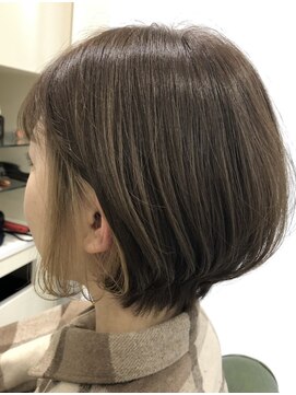 ヘアーアンドビューティー ザ ビー(Hair & Beauty the B) ひし形ショート★インナーベージュ