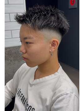 ハーツ バイ レックス 中野(HEARTS by rex) スキンフェードアップバング/中野駅