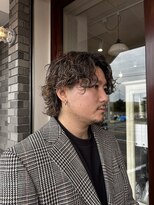 エイム(Aem.) *スパイラルパーマ 男らしさにハイライト