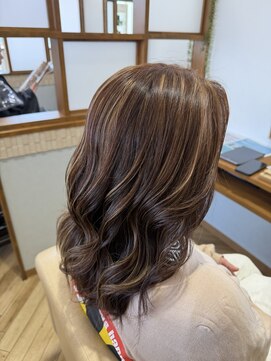 ヘアー リラクゼーション アンヴィ(Hair Relaxation anvi) ナチュラルハイライトカラー