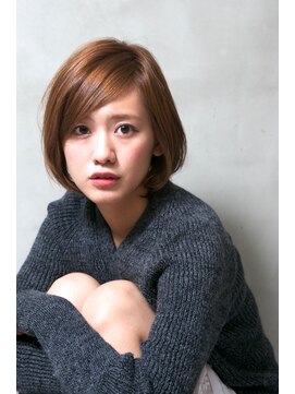 イグレックビス(igrek bis) IGREKBISジグザグバング×ブルージュ×3Dカラー×ミニマムボブ