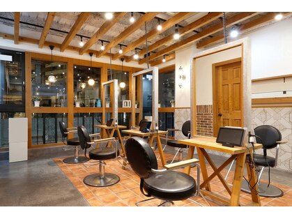 ラフィス ヘアーピュール 梅田茶屋町店(La fith hair pur)の写真