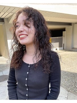 ナループロアオハナ(Nalu pu loa ohana) ロングのハードパーマ