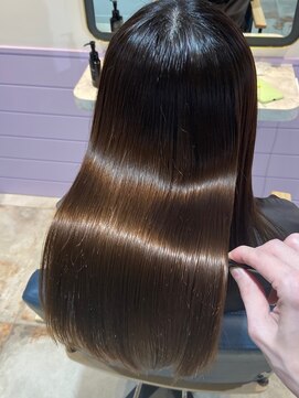 ネオリーブエクラ 上野御徒町店(Neolive eclat) ブリーチ毛縮毛矯正