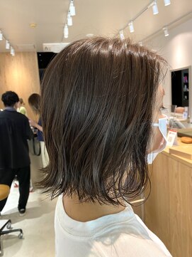 トリート 海浜幕張店(TREAT) 切りっぱなしボブ