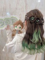ラビス(Lovis) ハッシュカット/フルバング/似合わせカット/レッドブラウン